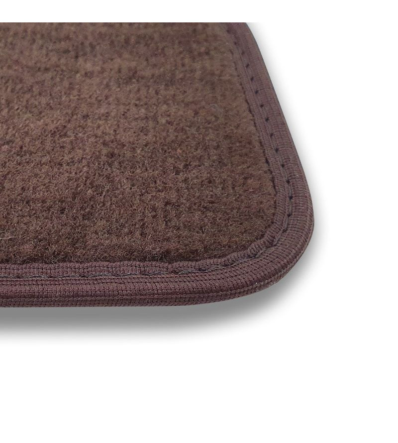 Tapis Sur Mesure Elite  2 avants Marron